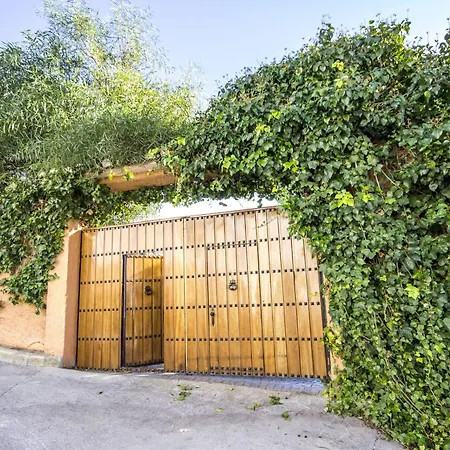 Apartamentos Sierra Tejeda * Alcaucín