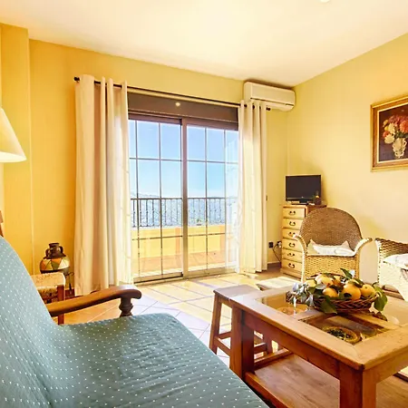Apartamentos Sierra Tejeda * Alcaucín